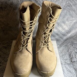 Bates Men's Light Brown Combat Boots